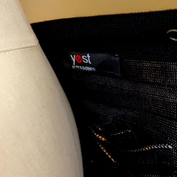 Cropped high low shawl light weight - Picture 8 of 8